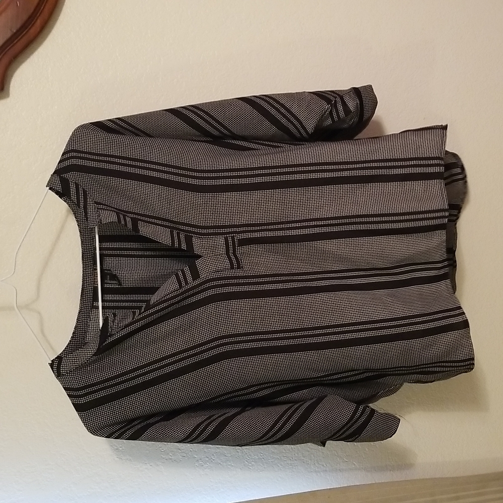 Forever 21 dressy top